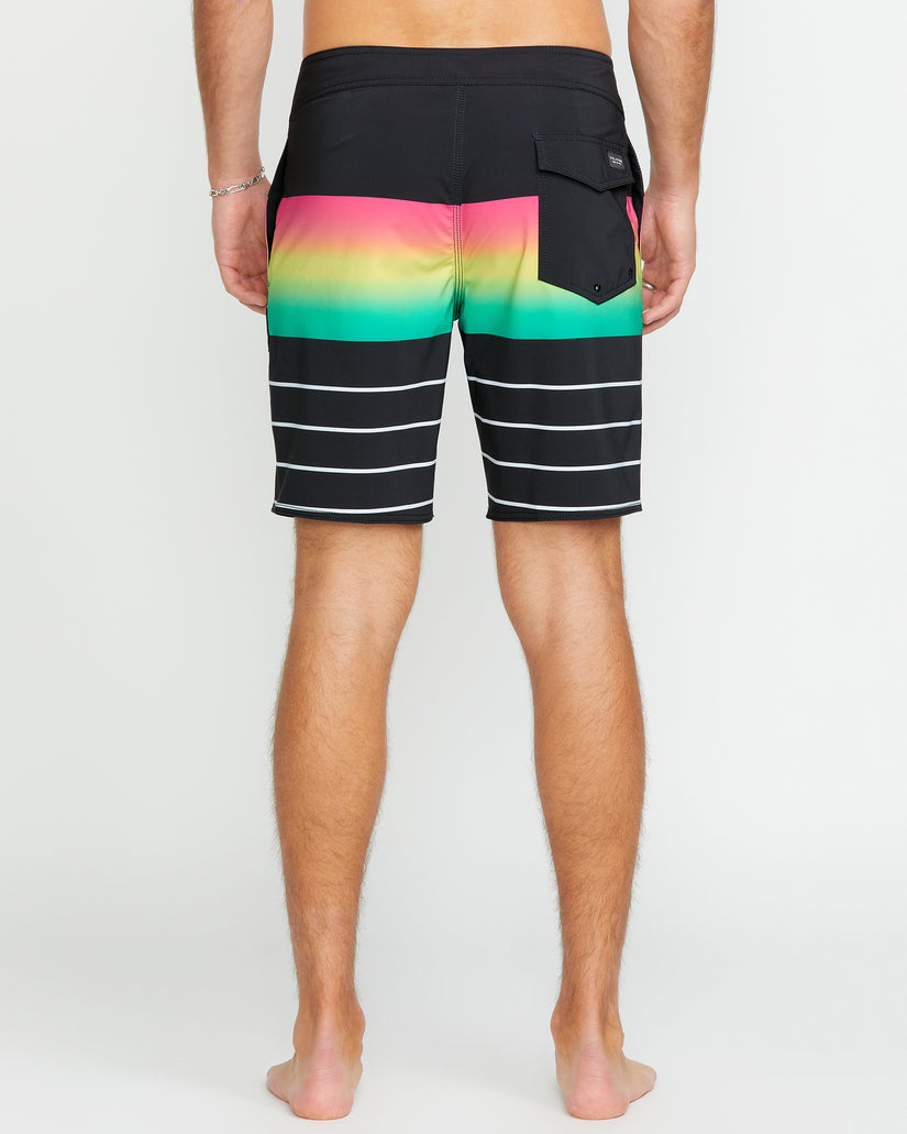 Boardshort Quarta Fade Mod 19" - NEW BLACK