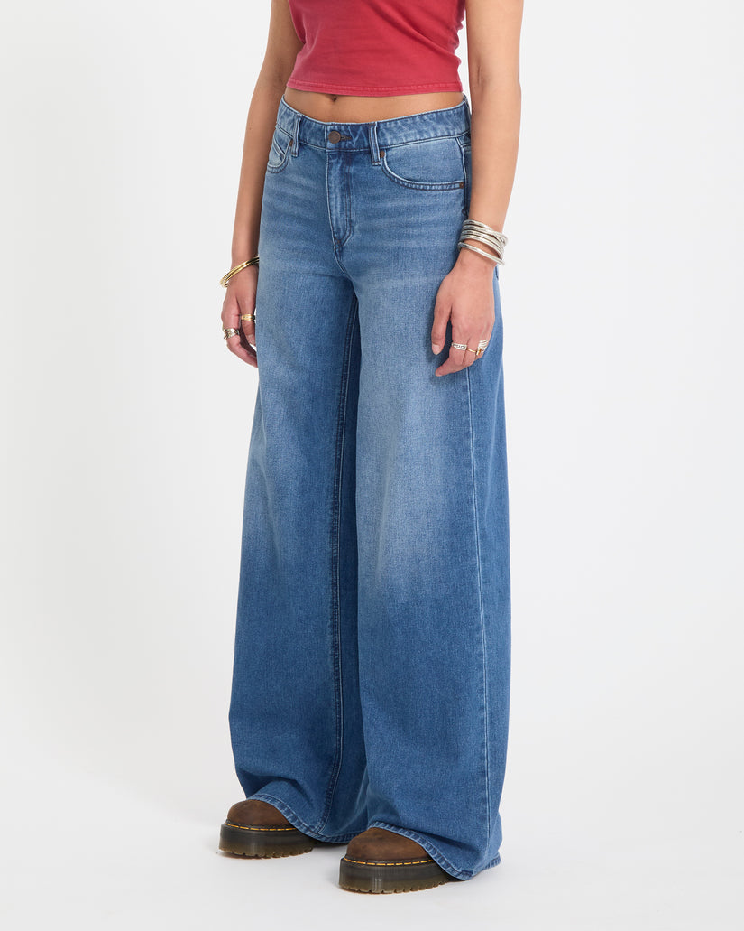 Jean Stoned Boyfriend Low Rise - Worn Light Blue